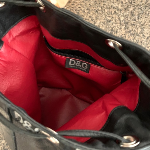 DOLCE & GABBANA BLACK LEATHER PURSE - Picture 2 of 2